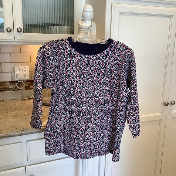 Lapagayo Holland Pullover Cotton Top Blue White and Red Floral - Picture 1 of 9